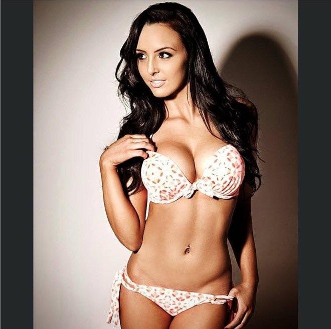 Peyton Royce and her very fuckable body