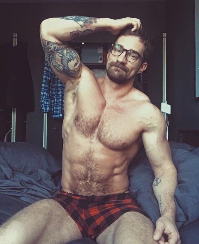 Daddy showing off.