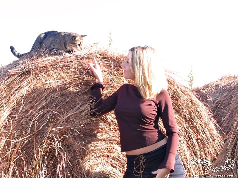 Teen Farmgirl Gets Naughty In The Hay