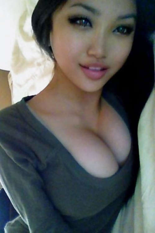 Selfies of Sexy Girls Asian Style 1