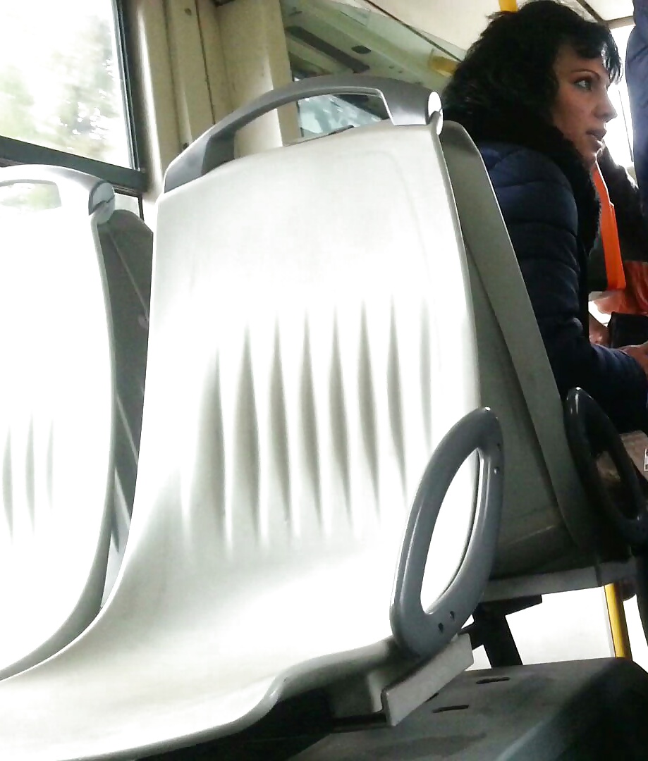 Spy sexy old + young ass and face in bus romanian