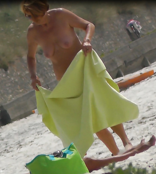 Topless sexy granny i know