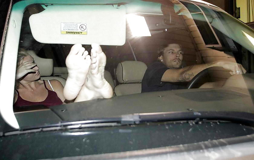 Britney Spears Feet to Jerkoff over