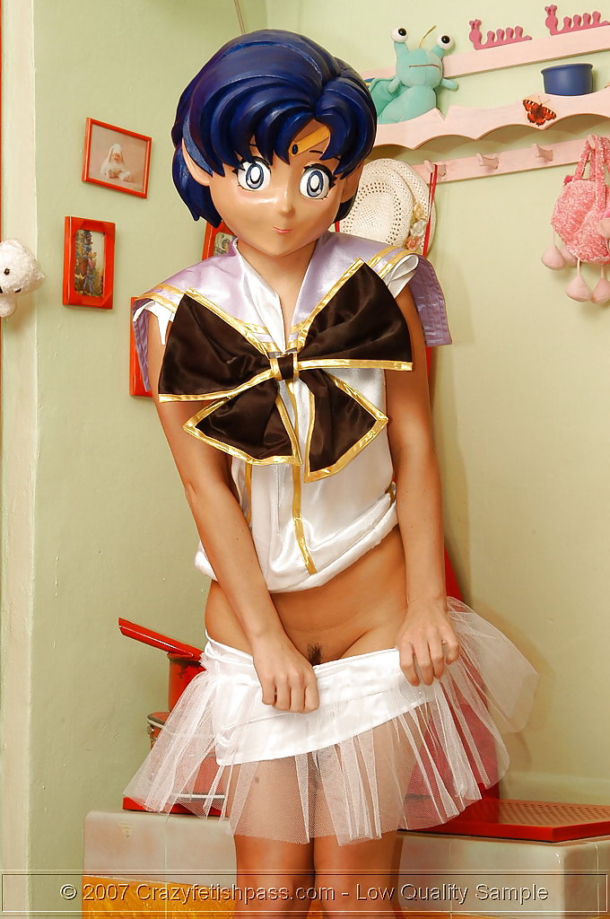 Hot Babe transformed as Manga Girl