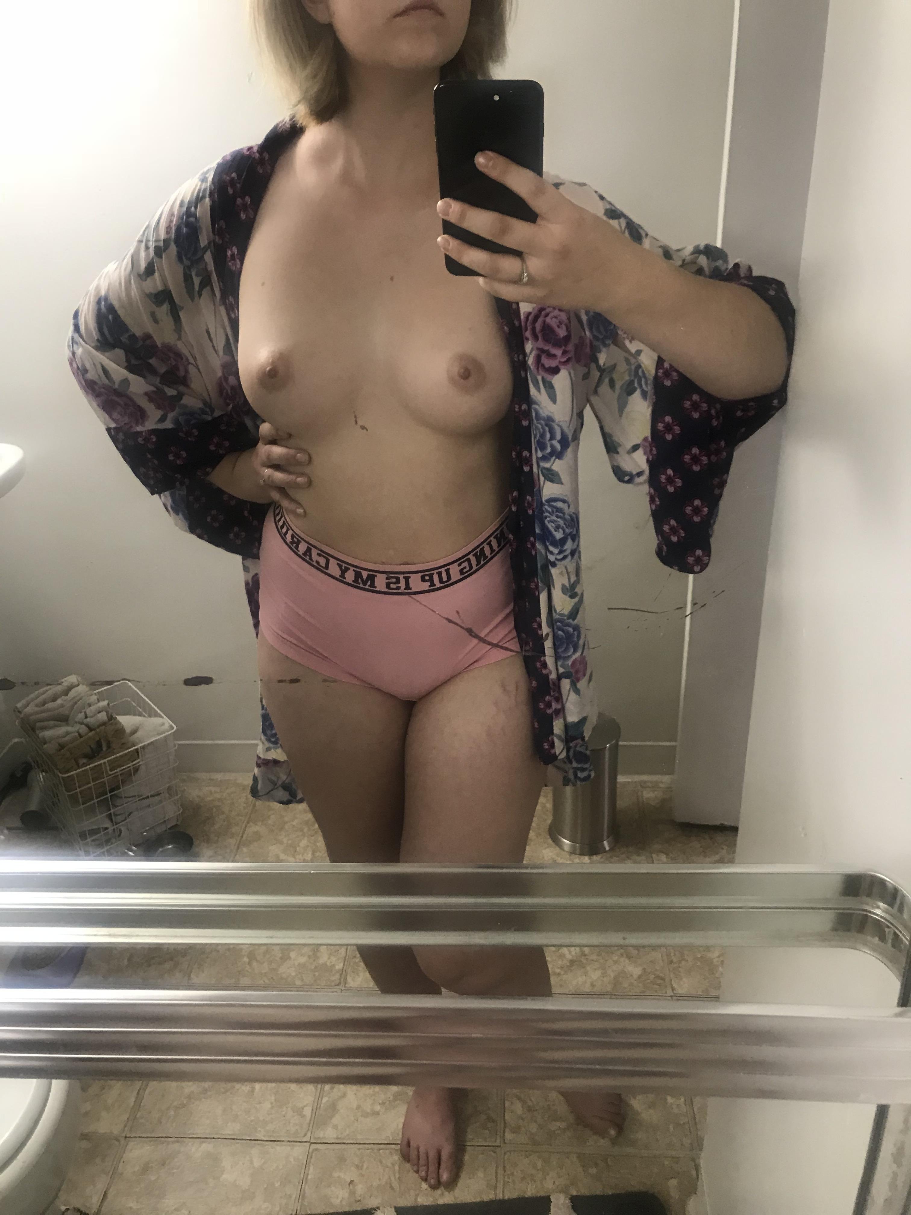 It’s been a [f]air amount of time since I’ve seen a lady on here! 