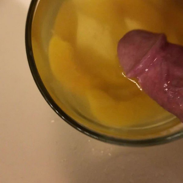 [Proof] Pissing, fucking, and cumming in a bowl of peaches