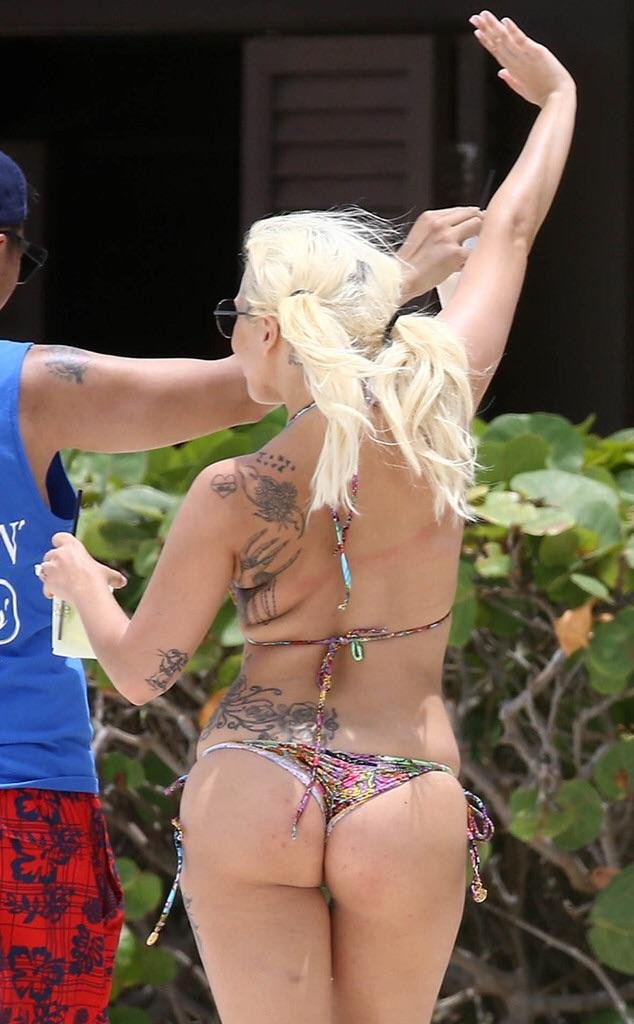 One of my favourite pictures of Gaga’s ass