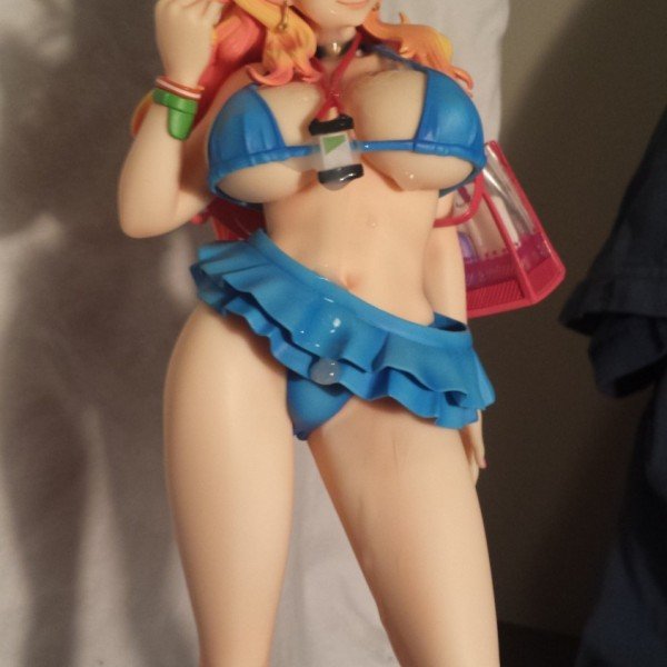 Galko-chan thicc body covered in cum