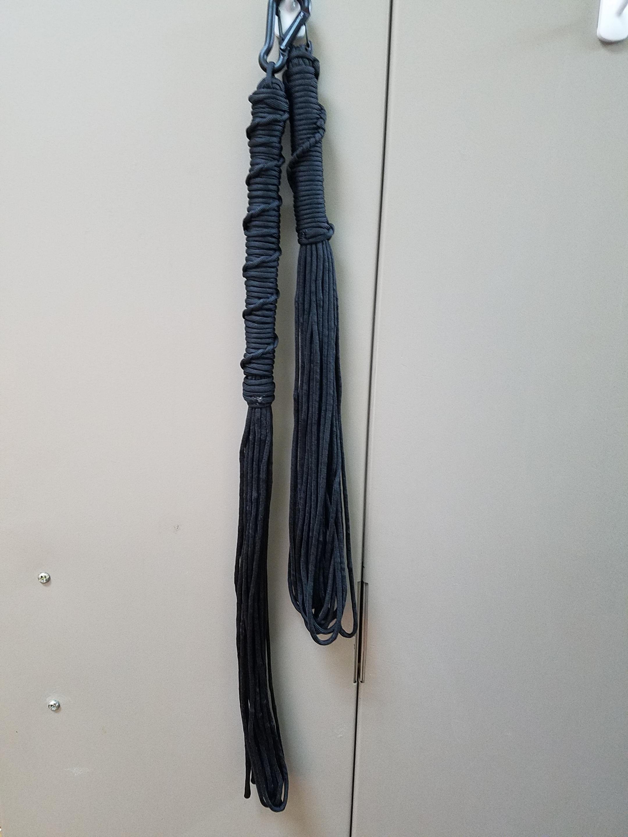What to do when bored? Make a paracord flogger....