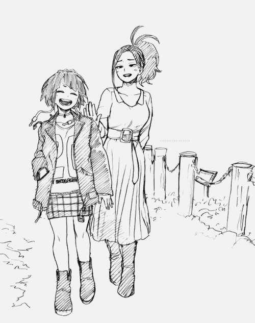 fymyheroacademia:New sketch of Jirou and Momo by Horikoshi. Vol. 20 is now on sale. 