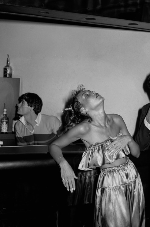 secretcinema1: Untitled, from the series Studio 54, 1977-78, Tod Papageorge 