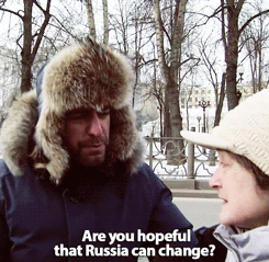 gay-men: sandandglass: Jason Jones talks to a Russian woman protesting against Russia’s anti-gay laws. Bless her heart x 