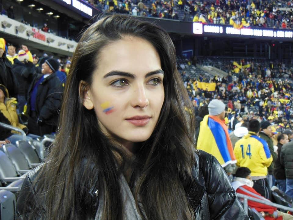 Stunning Colombian fan 