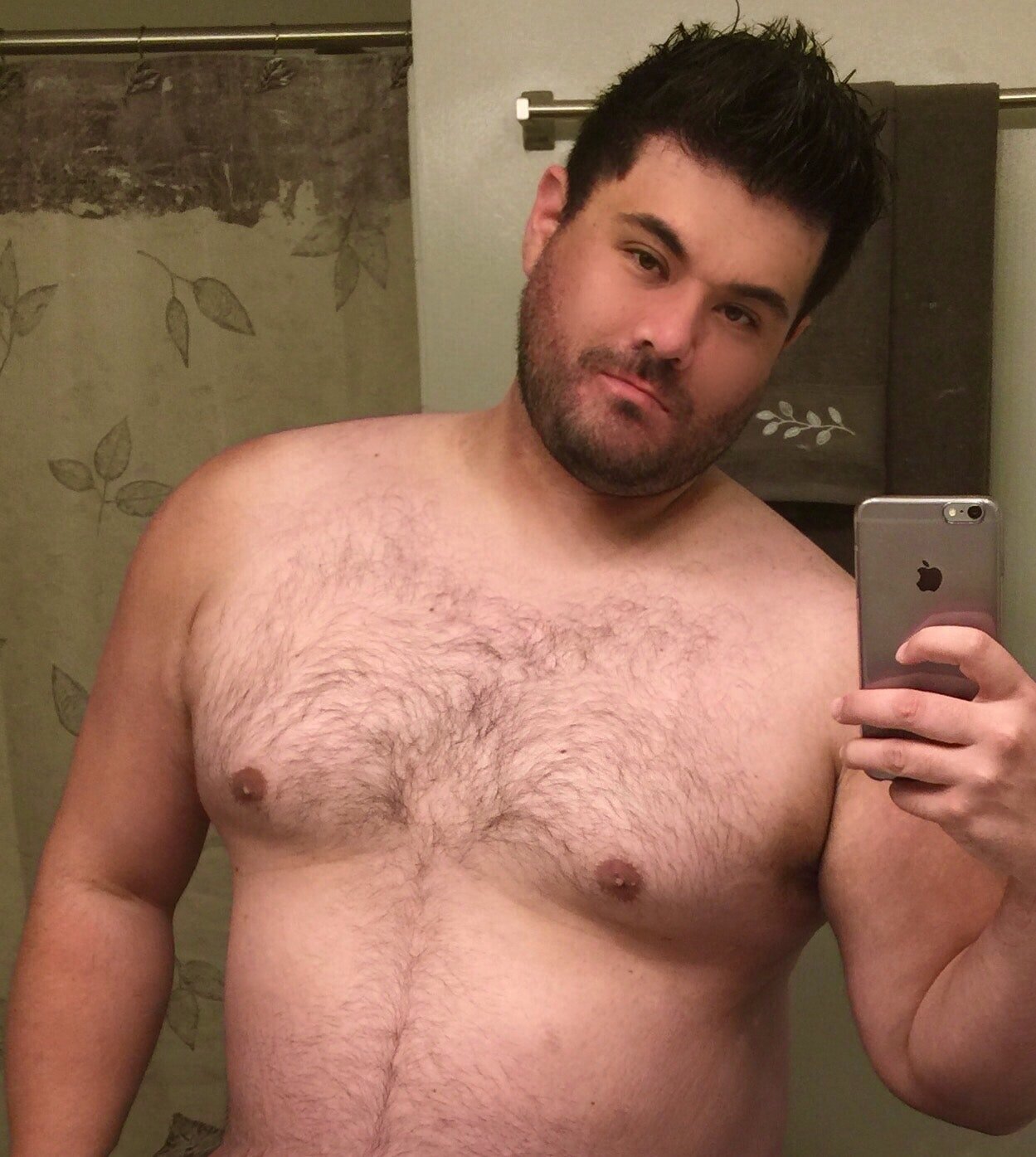 Not afraid to show off my body anymore. Feeling pretty sexy.