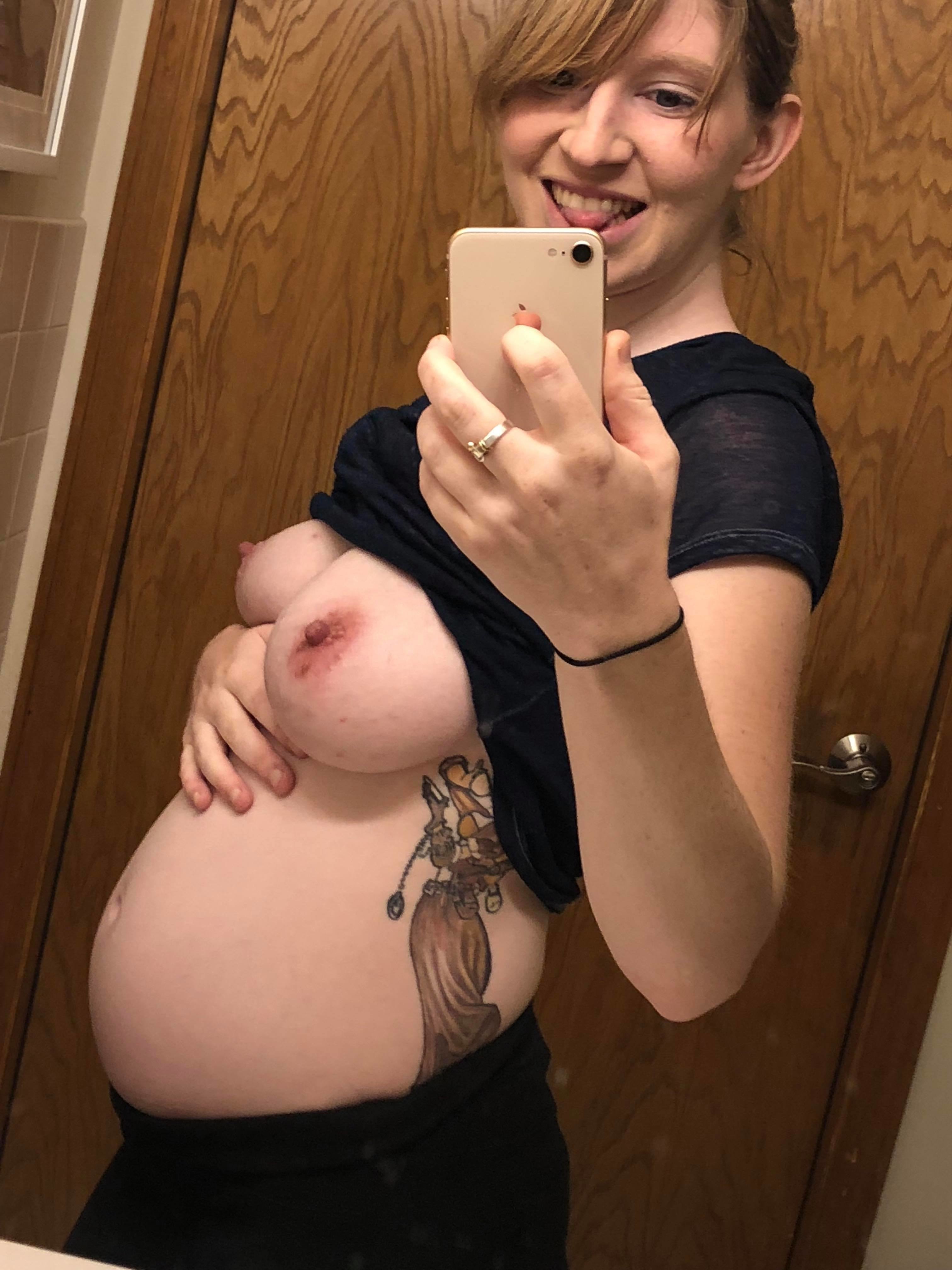22 weeks pregnant reddit