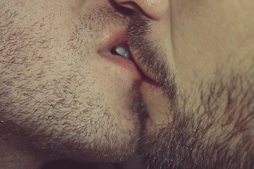 Close Up Kiss
