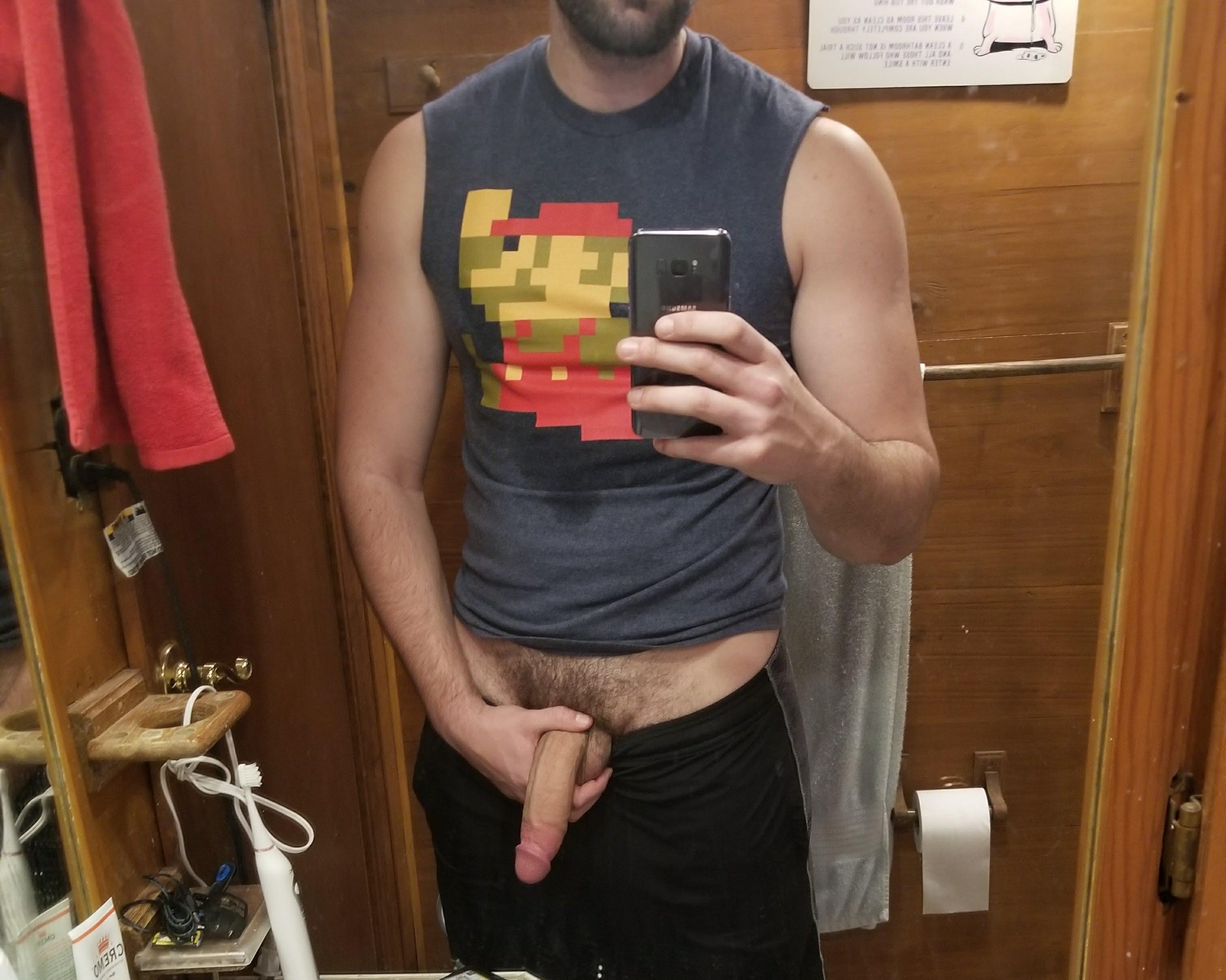 First post, post gy[m] pic. :-) nsfw