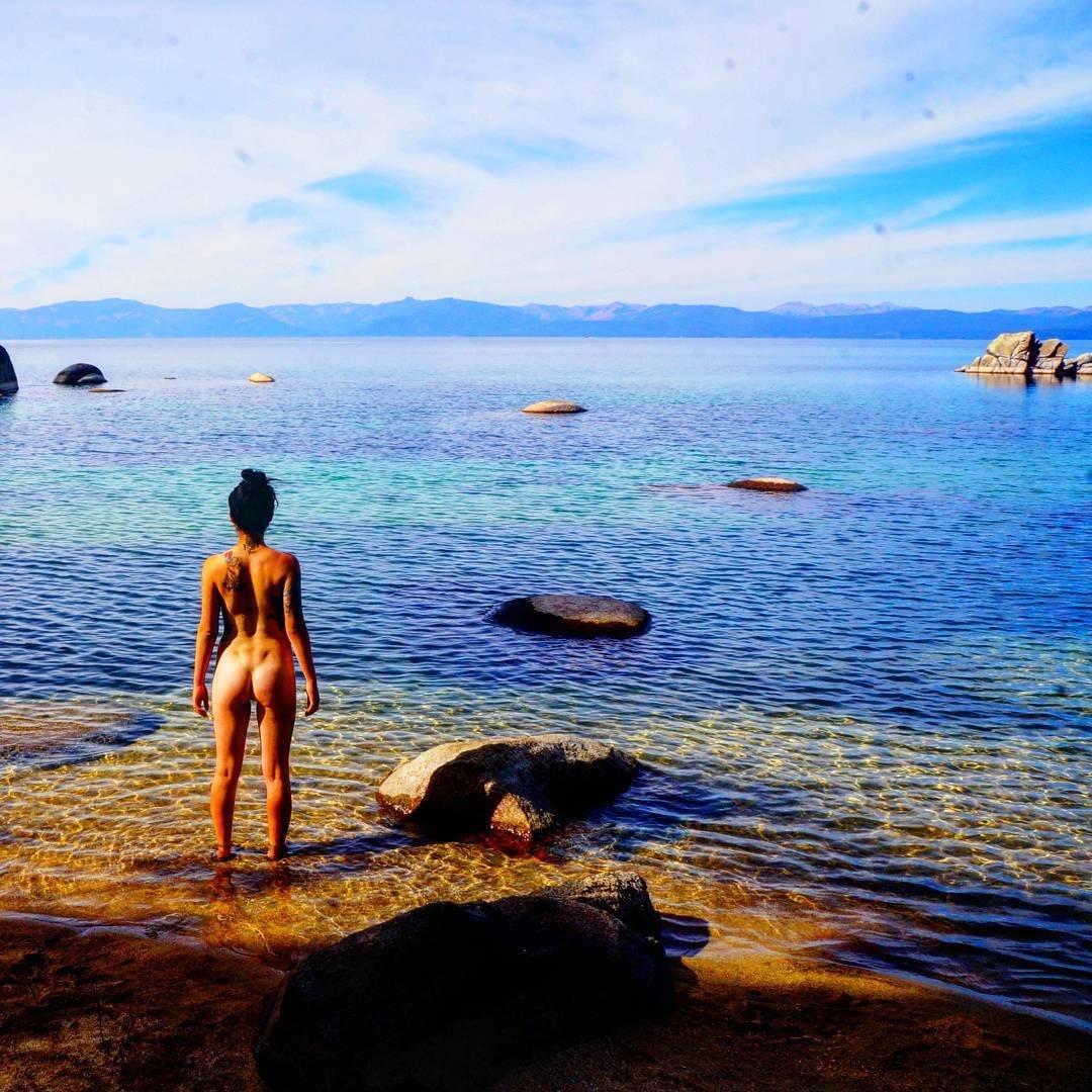 What does it mean to be a nudist?