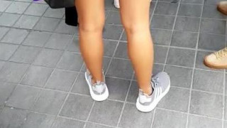 Smoking hot legs again~ I love it! #sggirls
