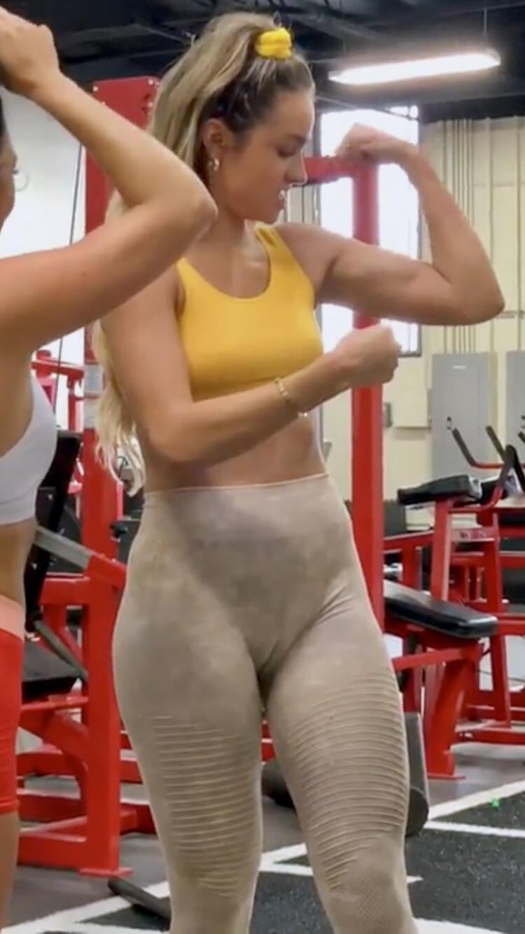 Candid of Sommer Ray working out