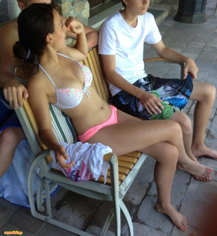 Candid bikini amateur teen - Check out the website for more of her pics!