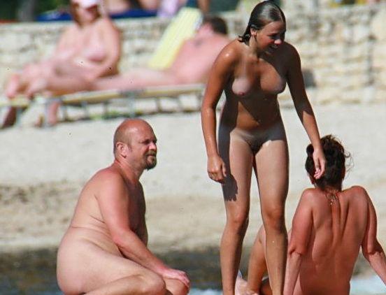 Nudist Teen