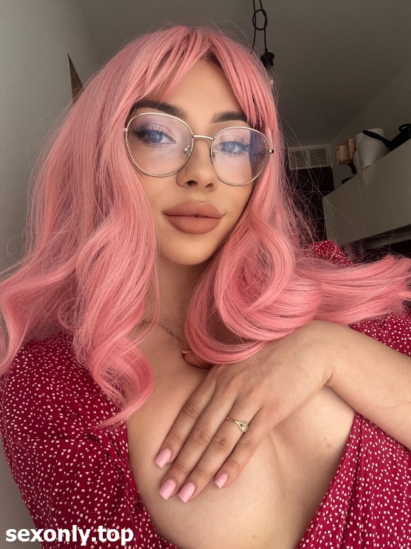 hotpossum Karisevilla25 SaphiraMay