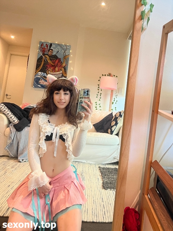Sunni_squirts virgin bush Princess Aisha