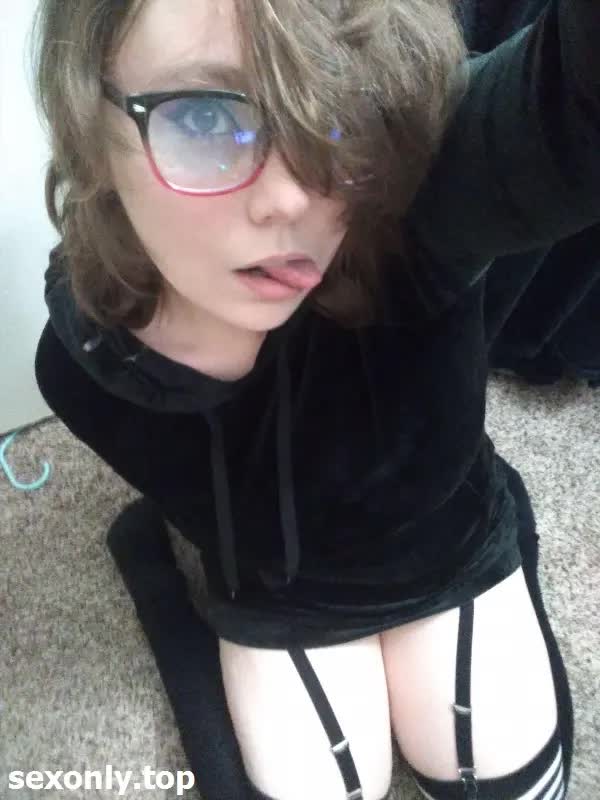 ReD violet_25 AutumnWinter LilBoBexiLexi