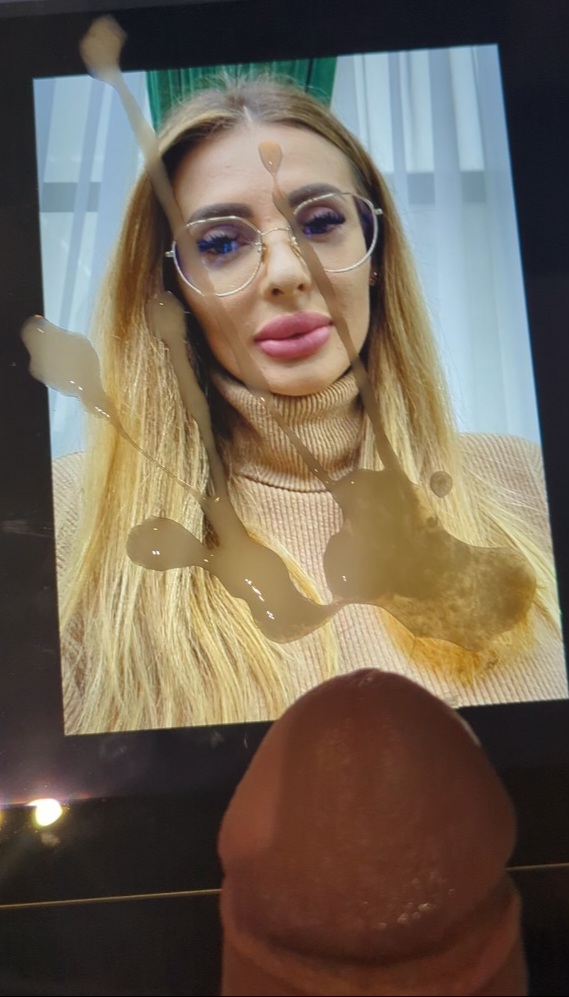 romanian slut gets a lot of cum from unknown guy