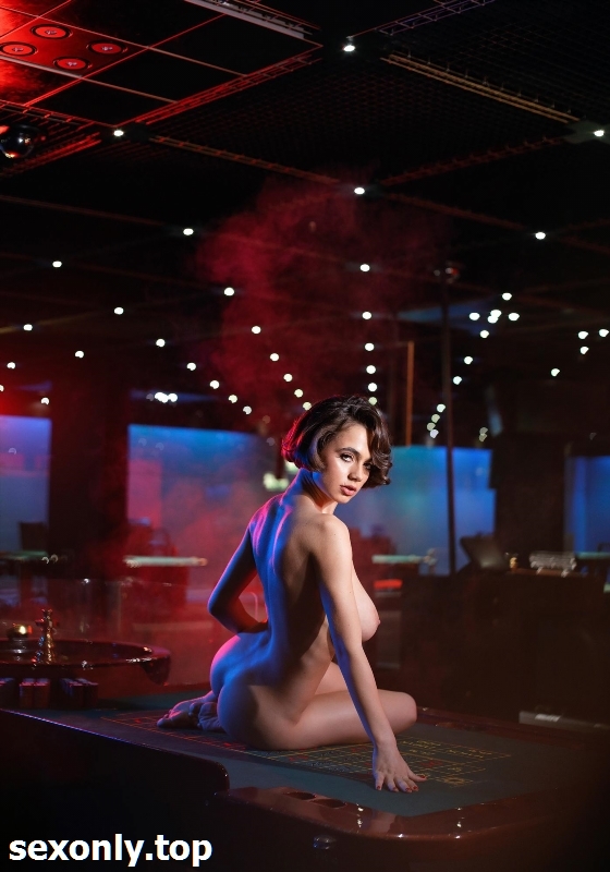 Diamonddynasty1 YAHNIE TAILORXxX SweetestPeachForYou