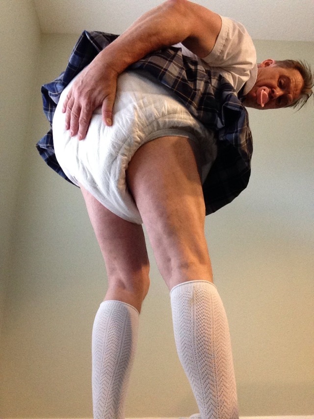 ABDL Diapered sissy Peter Went sissy schoolgirl