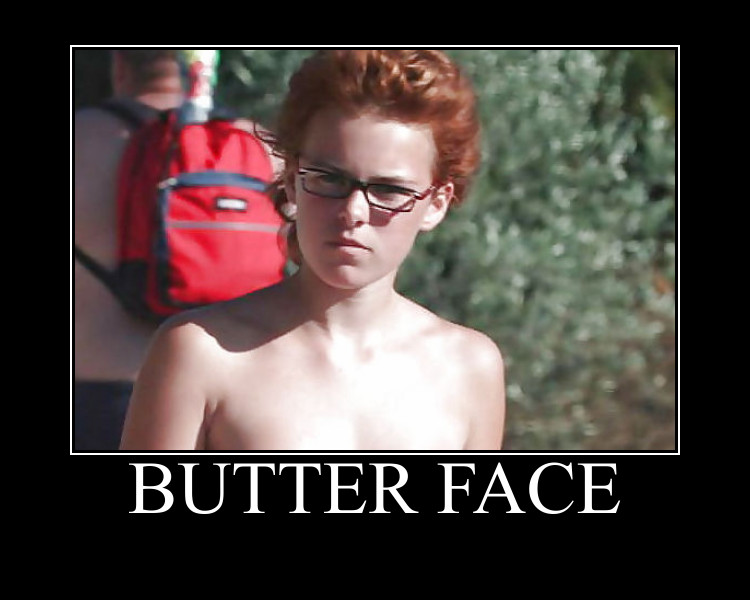 Homely Nerd but Looks Okay in the Nude!