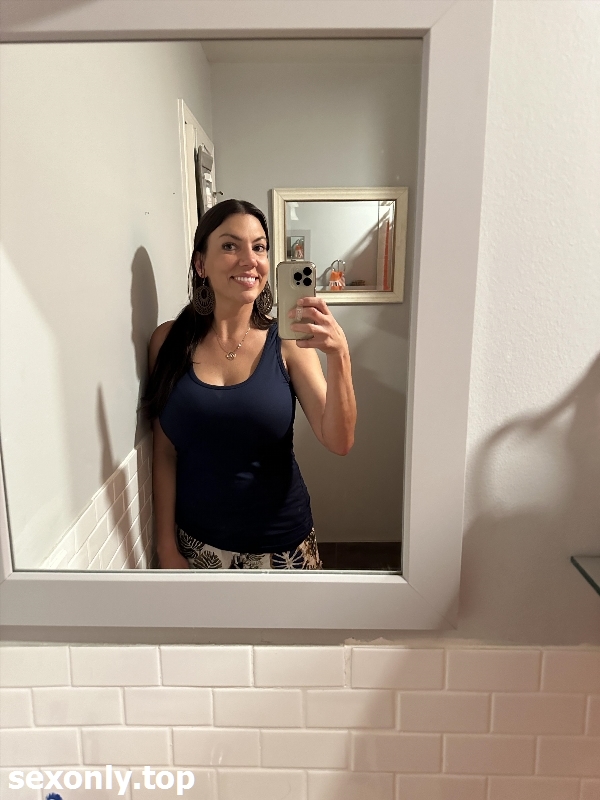 sweetjuicyhun00 Erin rain CynPai