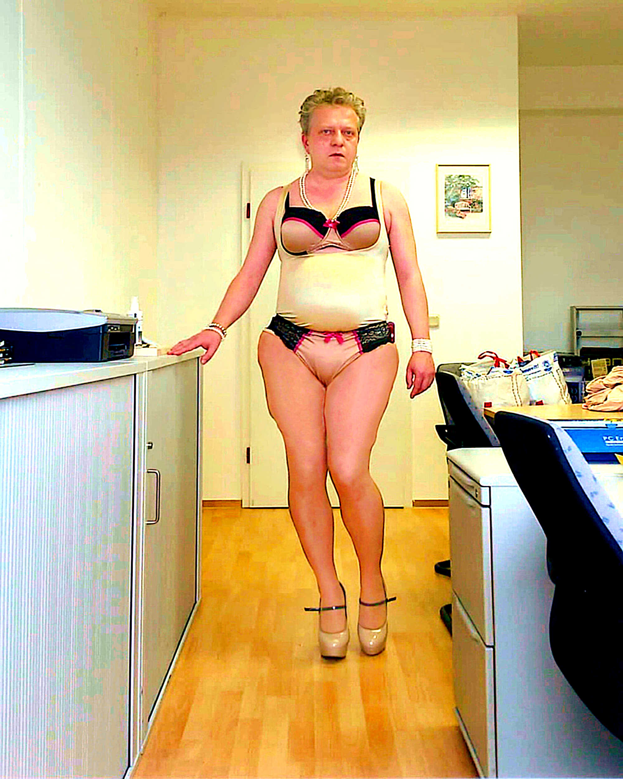 geile Fotze in pink Dessous - Maik Hüttner aus Erfurt