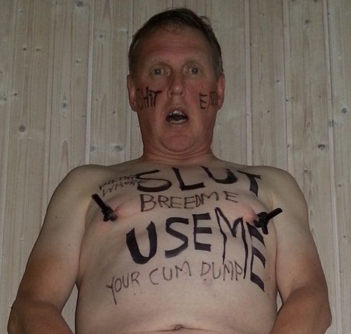 cumdump fag Lars Hviid with bodywriting