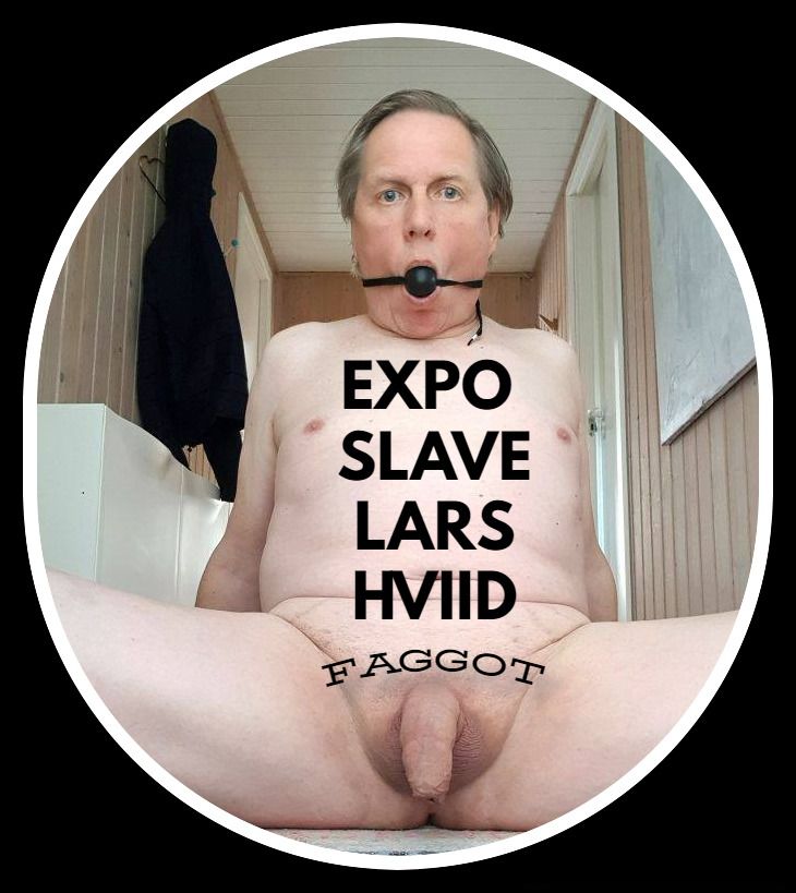Expo slave Lars Hviid with gag 