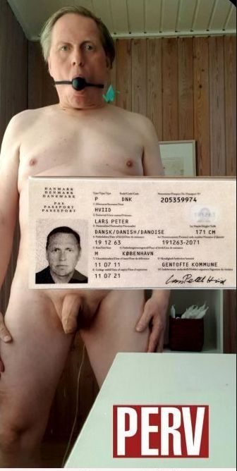 PERV fag Lars Hviid gaged and exposed with ID