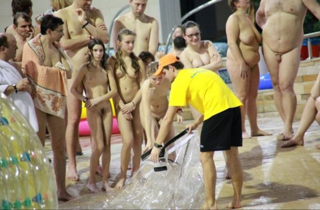 When FKK Naturists Become Uncomfortable.