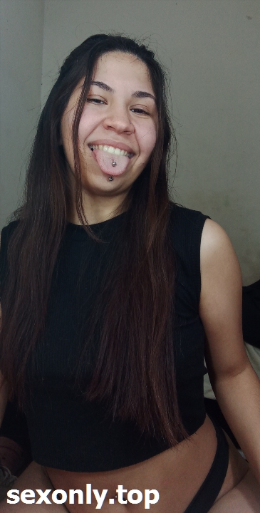 fortunateplant liltittypunkgf Emma Foxxx