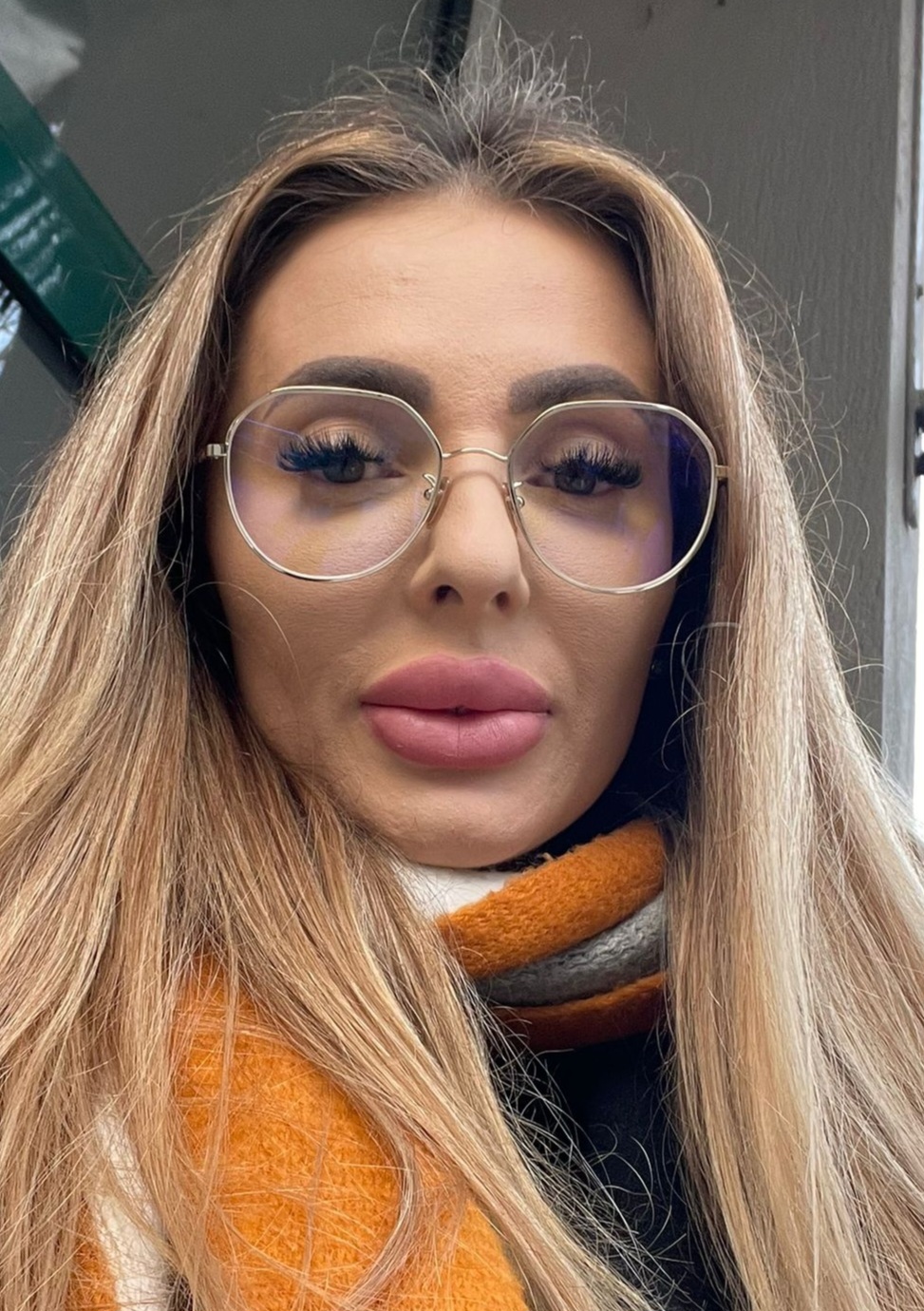 romanian bimbo slut