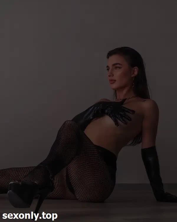 Nare Lou angelina rich I Give A Fuck