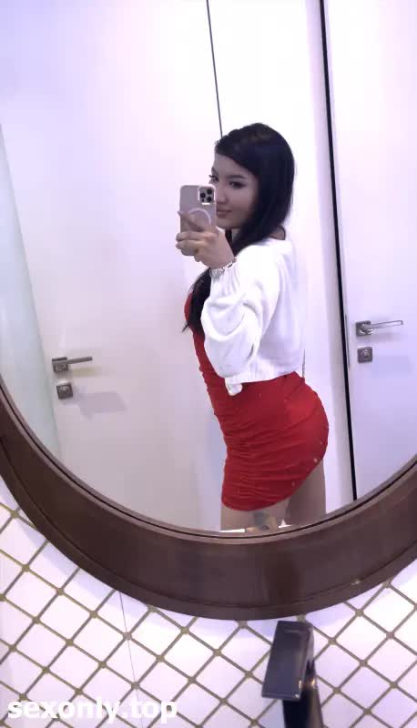 Missy Hope CakeandBar roxy lace
