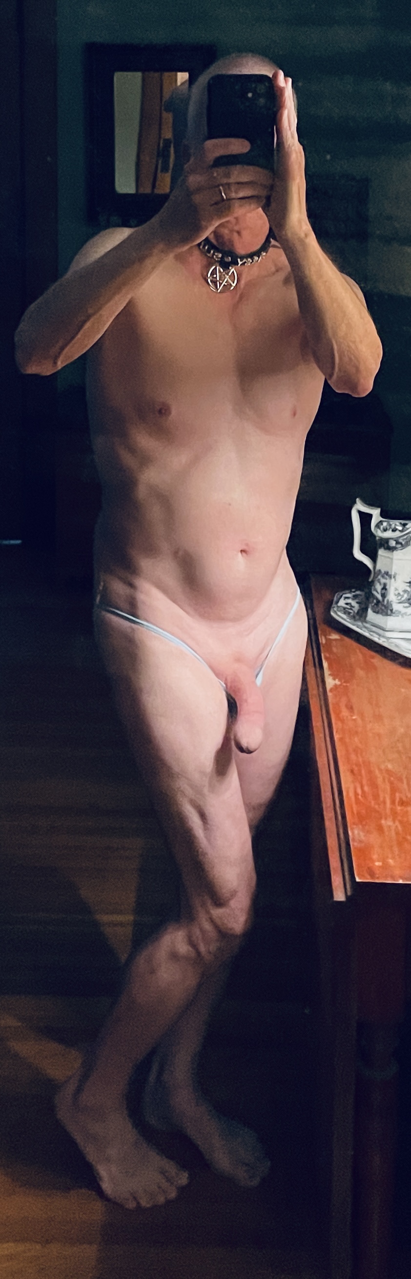 SissyTerrie Indiana loves to expose