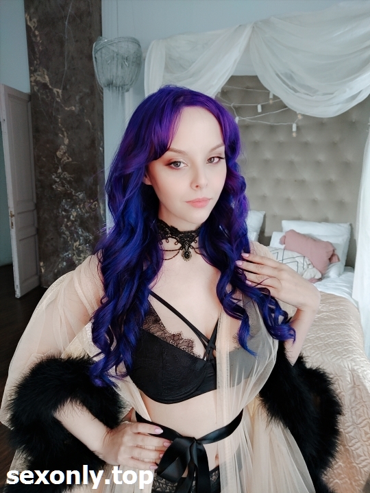 JuicyyyJaye LittleMissBrown Sexyellie44
