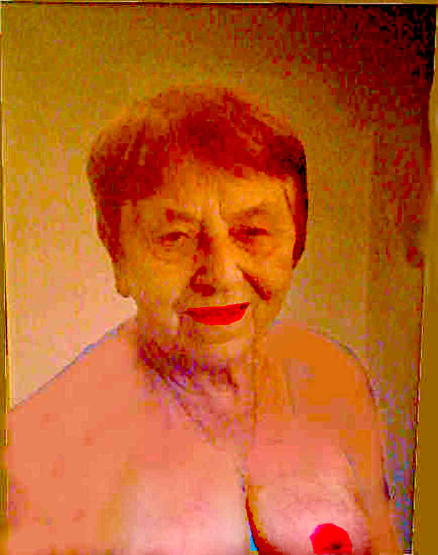 Mein Sohn hat mich bestiegen und mir von hinten den Popo gevögelt. Schööön!