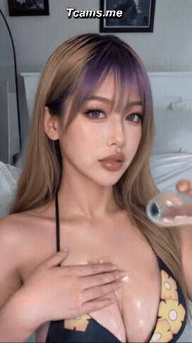 TsLilac Oil Massage On Her Cleavage