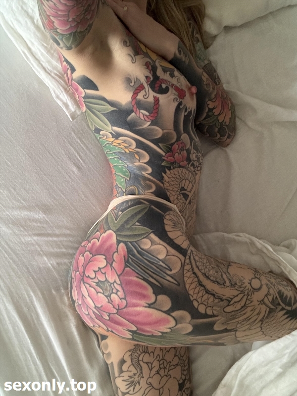 ButtercreamEnt RedDeadNicole CandieMonroe