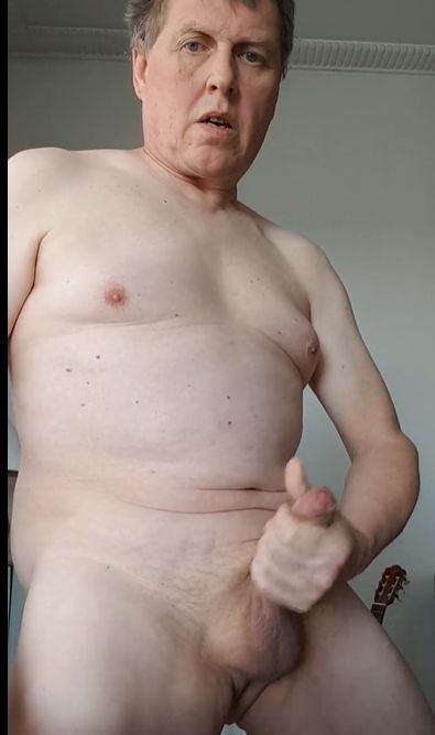 Faggot wanker Lars Hviid exposed