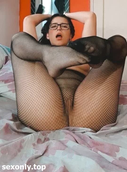 None xxxx Sexy Maddy krystal main